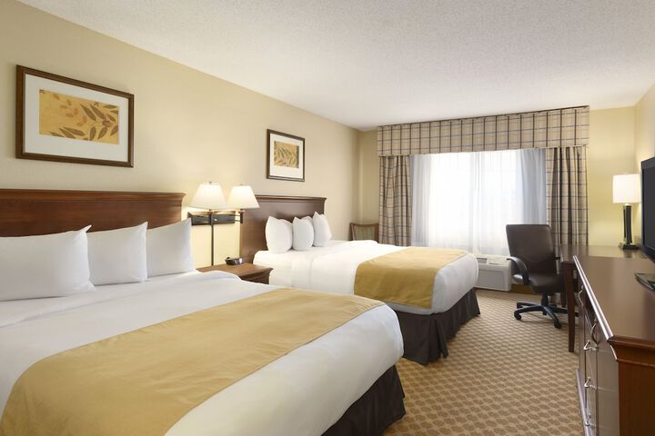 Country Inn & Suites by Radisson Owatonna, MN