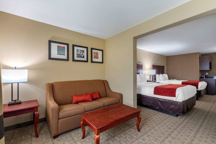 Room 16 of 36
