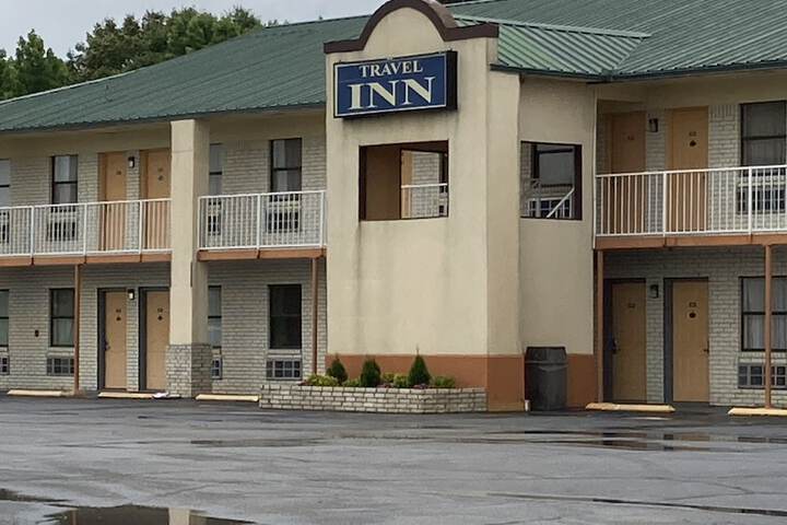 Hotel 2 of 54
