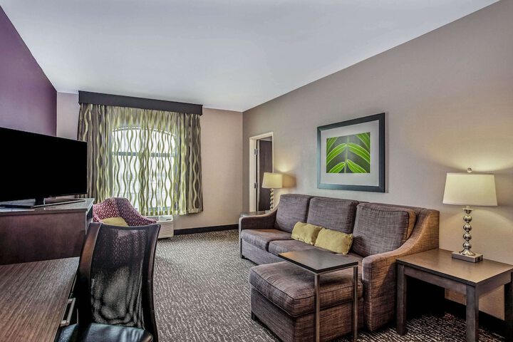 Room 14 of 31