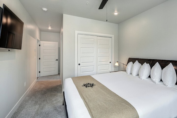 Lakeside Village by Vail Resorts