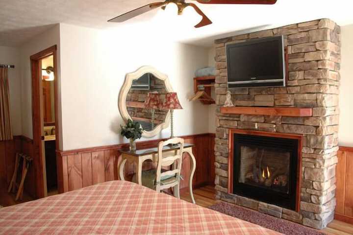 Room 65 of 191