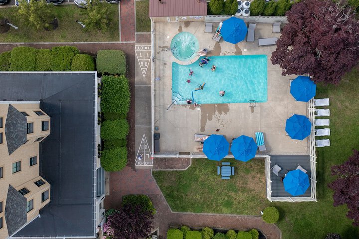 Pool 16 of 106