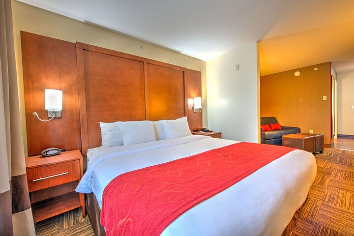 Comfort Suites Urbana Champaign University Area