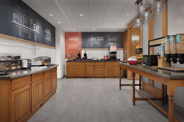 Hampton Inn Waterloo Cedar Valley