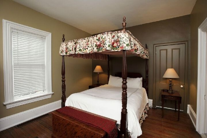 Room 7 of 21