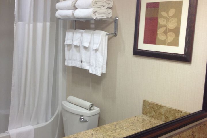 Room 19 of 28