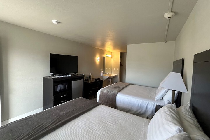Room 7 of 15