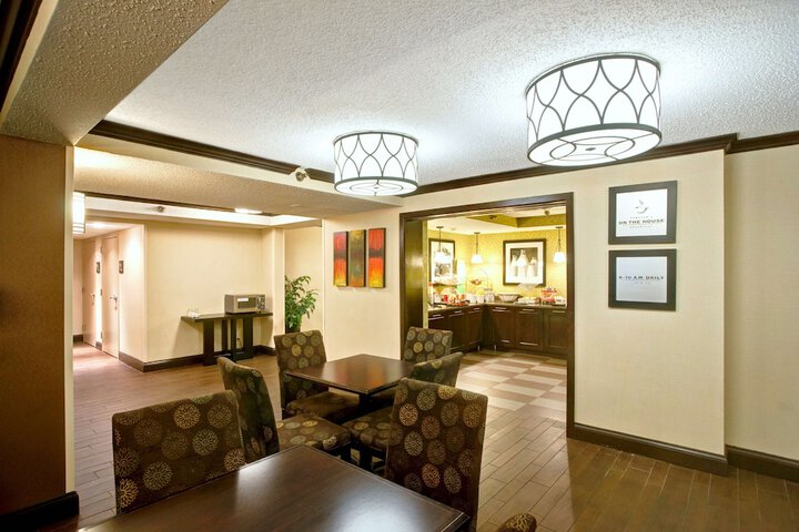 Hotel Interior 8 of 39