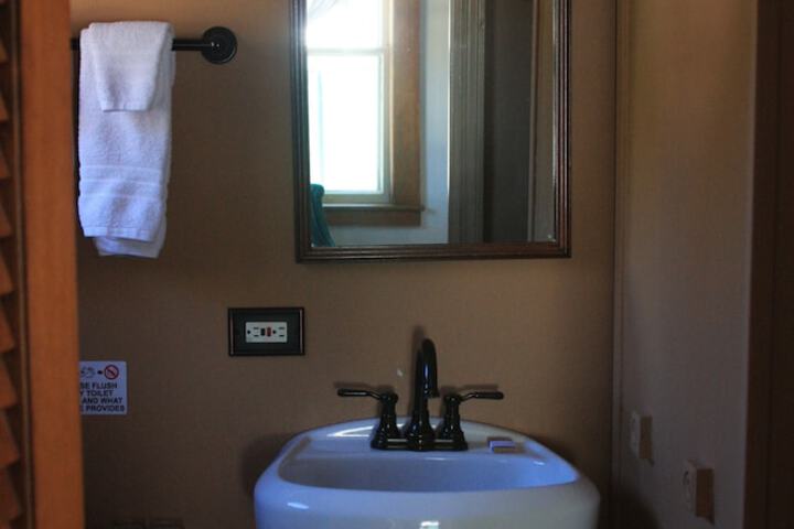 Room 60 of 89
