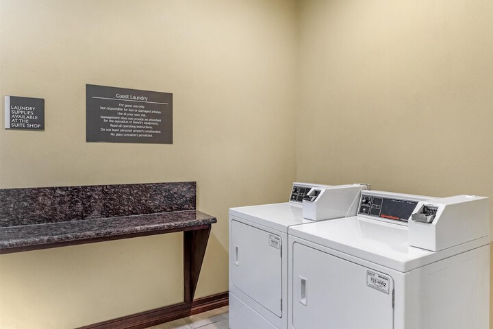 Best Western Plus Monica Royale Inn & Suites