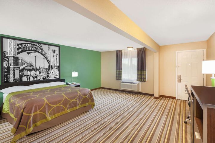 Room 29 of 36