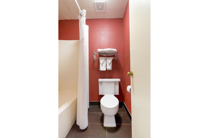 Room 40 of 46