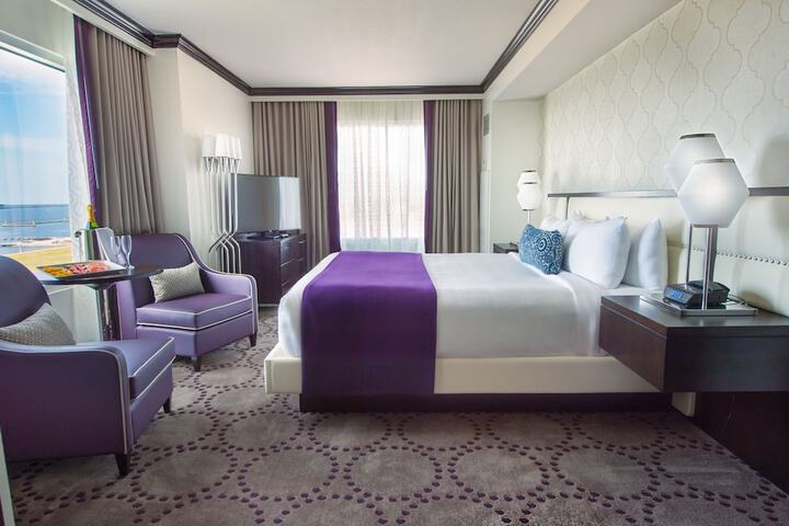Room 25 of 58