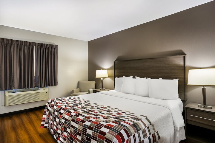 Room 18 of 23