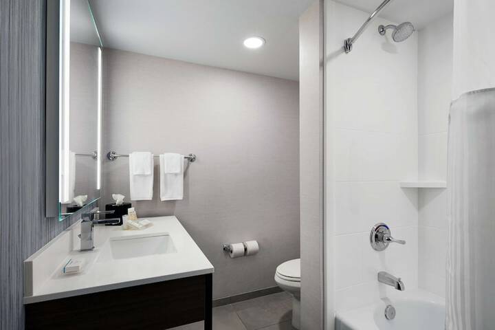 Hilton Garden Inn Champaign / Urbana