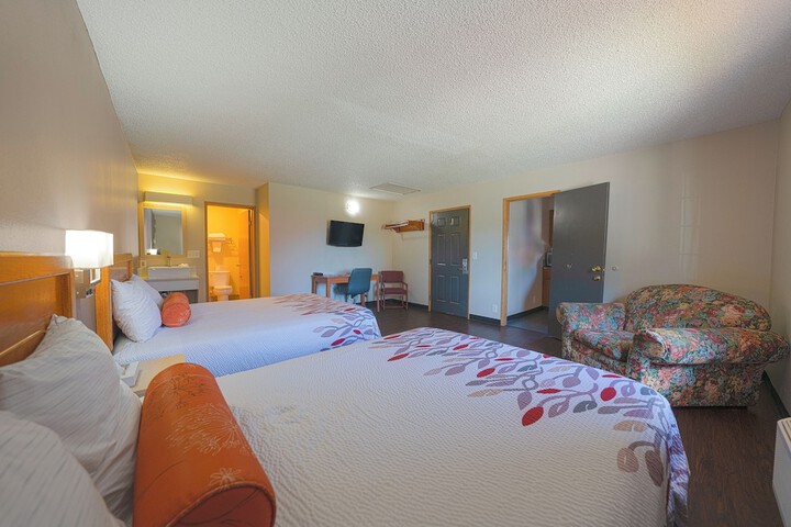 Room 27 of 60