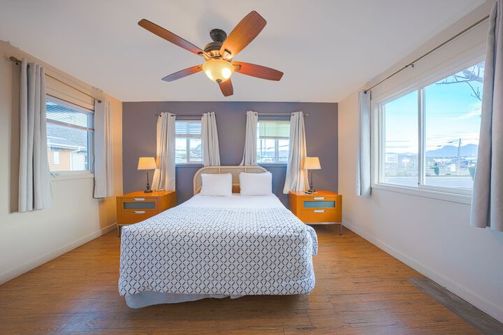 Room 25 of 60
