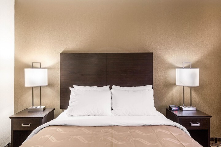 Room 21 of 35