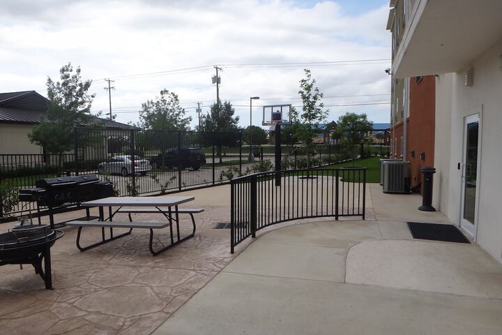 Property Grounds 34 of 34