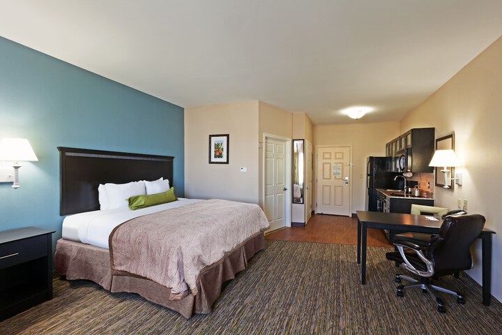 Room 12 of 20