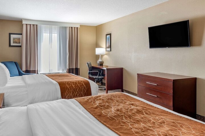 Room 8 of 30