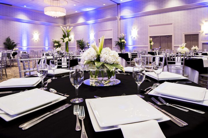 DoubleTree by Hilton Hotel Jacksonville Riverfront