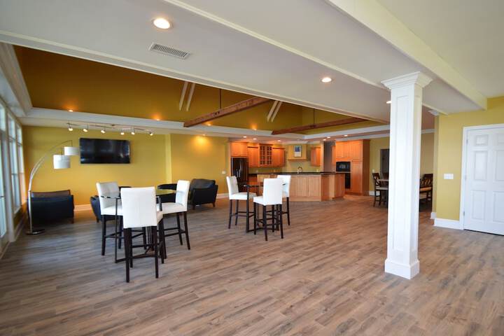 Waters Edge B & B Resort