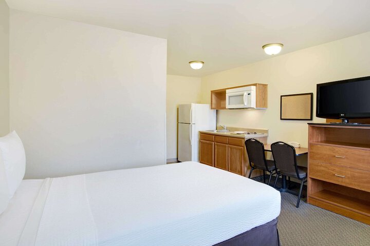Room 16 of 25