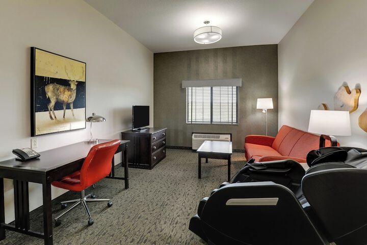 Room 14 of 60