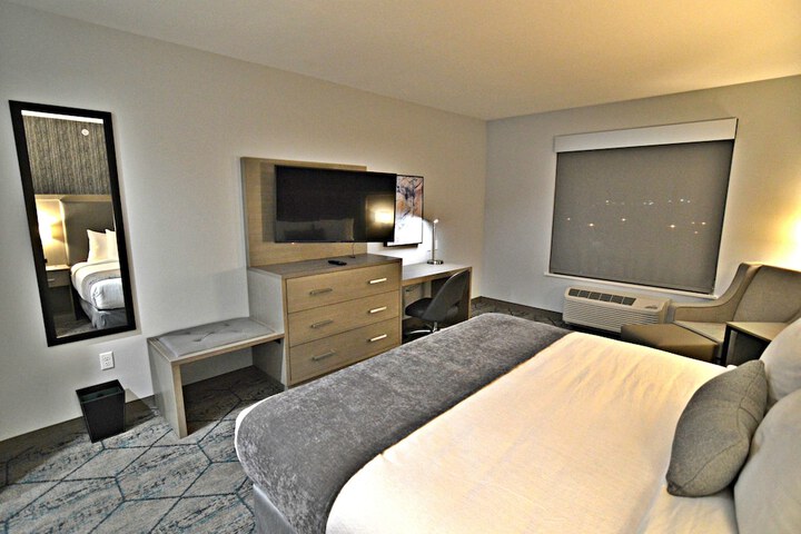 Room 14 of 45