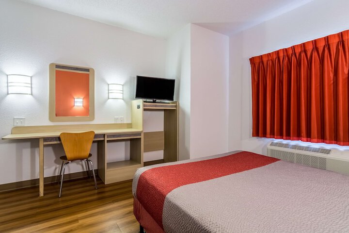 Room 25 of 31