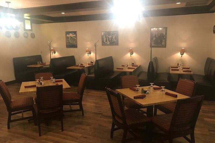 Dining 79 of 90