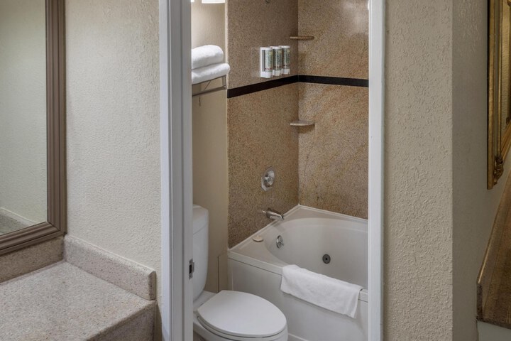 Best Western Heritage Inn