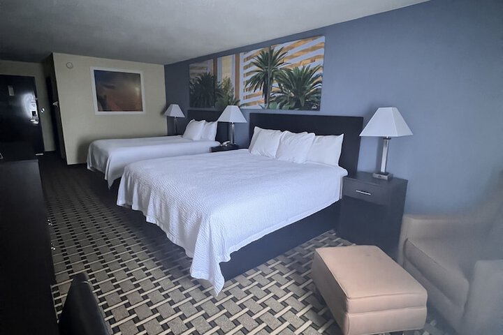 Room 43 of 72