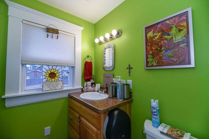 Room 163 of 276