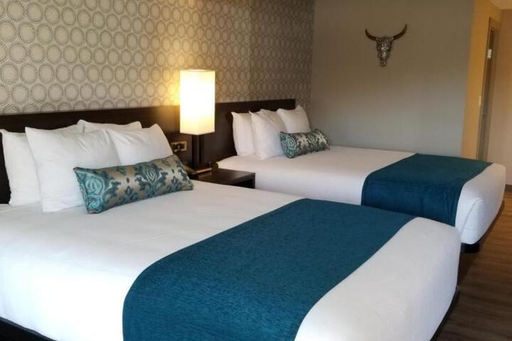 The Hotel Y