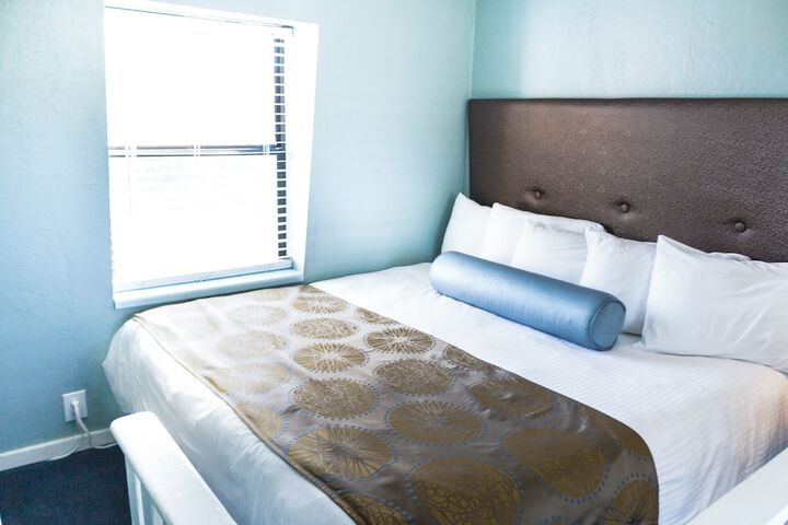 Room 108 of 138