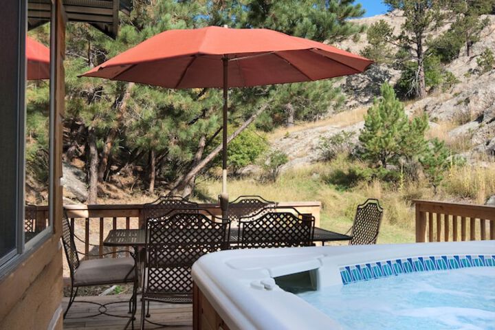 Rock Crest Lodge & Cabins
