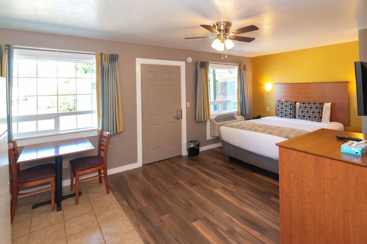 Room 59 of 103