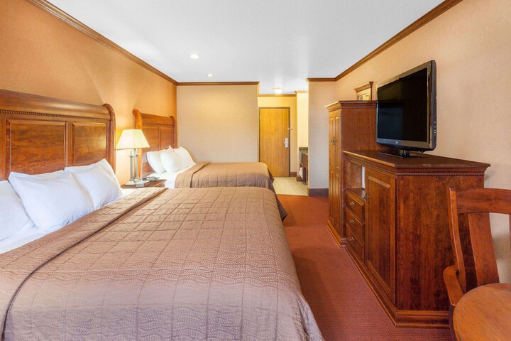 Room 14 of 27