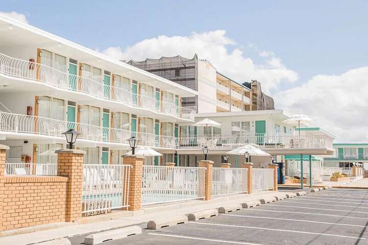 Hotel 3 of 111