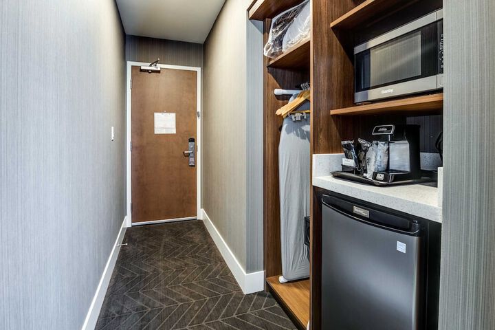 Room 39 of 67
