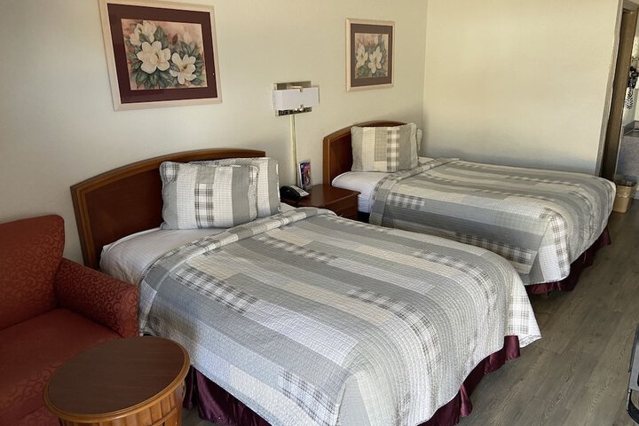 Room 22 of 27