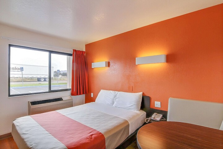 Motel 6 Buellton CA - Solvang Area