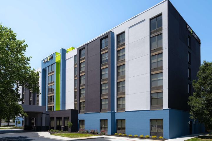 Hotel 3 of 40