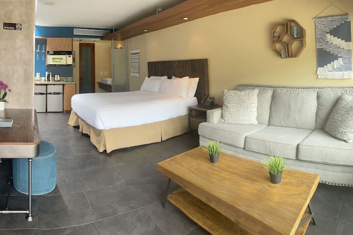 14 West Hotel