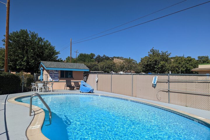 Pool 14 of 45
