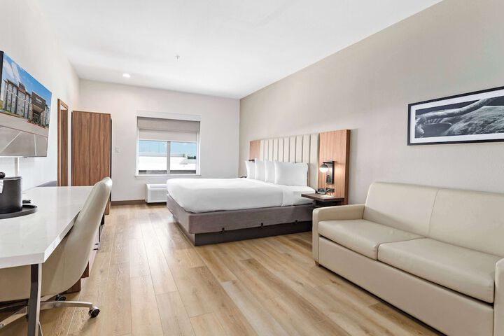 Room 48 of 54