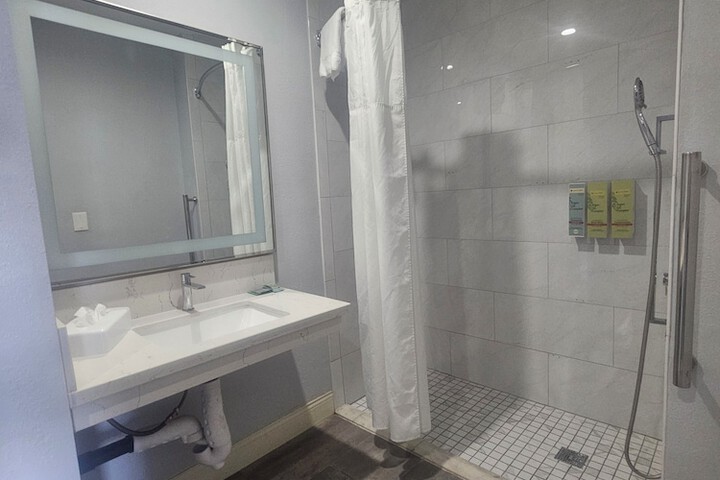 Best Western Orange Plaza